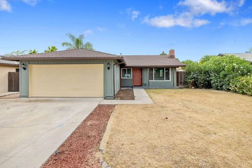 534 W Swift Ave, Fresno, CA, 93705 | Card Image