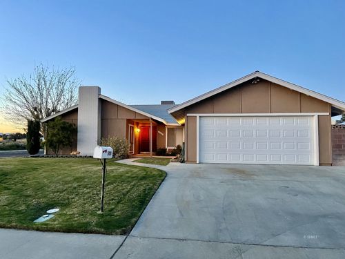 500 Cottonwood Dr, Ridgecrest, CA, 93555 | Card Image