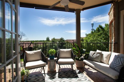 apt-1204-6810 Deatonhill Dr, Austin, TX, 78745-4702 | Card Image
