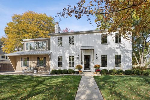 409 Tanglewood Ln, Naperville, IL, 60563-2841 | Card Image