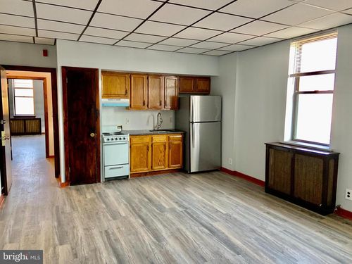 2r-2250 S 9th St, PHILADELPHIA, PA, 19148-3143 | Card Image