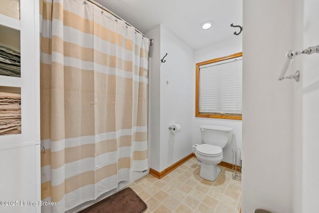 171 Cedar Point Rd, House other with 2 bedrooms, 2 bathrooms and null parking in Bee Spring KY | Image 18