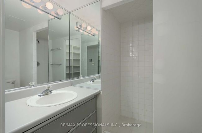 A20 - 284 Mill Rd, Condo with 2 bedrooms, 2 bathrooms and null parking in Toronto ON | Image 21