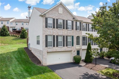 1501 Michael Dr, Pittsburgh, PA, 15227-3958 | Card Image