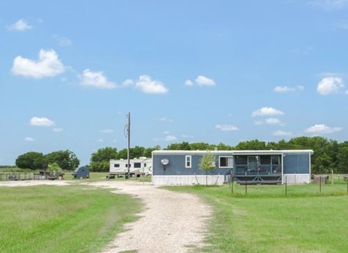 835 County Road 182, Marlin, TX, 76661-6680 | Card Image