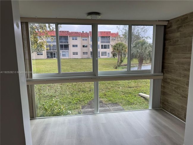 APT-112 - 8020 N Sunrise Lakes Dr, Condo with 2 bedrooms, 2 bathrooms and null parking in Sunrise FL | Image 10