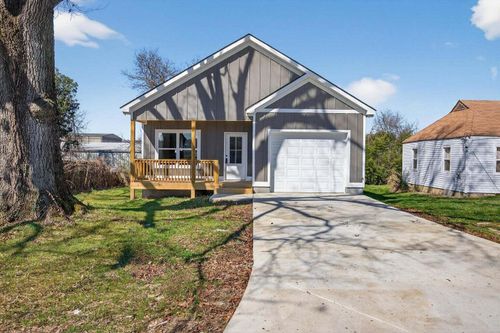 3105 Wood Ave, Chattanooga, TN, 37406-4064 | Card Image