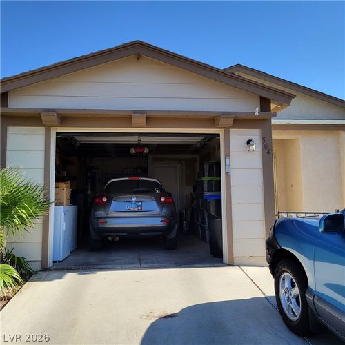 504 Grimsby Ave, Henderson, NV, 89014-3928 | Card Image