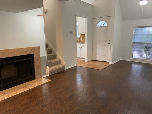 1440 Weiler Blvd, Fort Worth, TX, 76112-2906 | Card Image