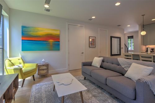 6005 Woodrow Ave, Austin, TX, 78757-3311 | Card Image