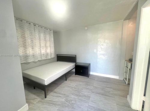 0-106 Harvard Rd, West Park, FL, 33023-6168 | Card Image