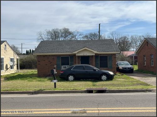 812 20th St N, Columbus, MS, 39701-3824 | Card Image