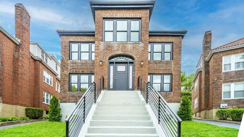1-140 Columbia St, Brookline, MA, 02446-2422 | Card Image