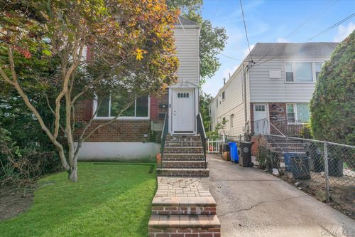1-42-17 Marathon Pkwy, Little Neck, NY, 11363 | Card Image