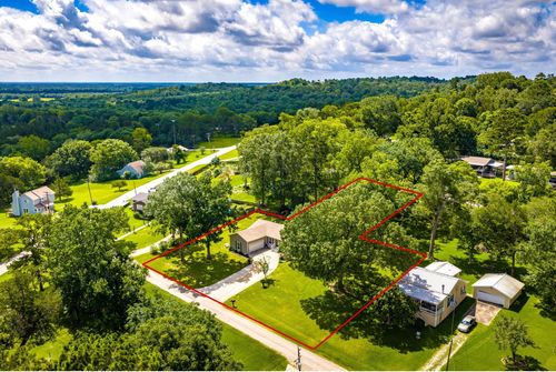 51 Rustling Oaks St, Coldspring, TX, 77331-9675 | Card Image