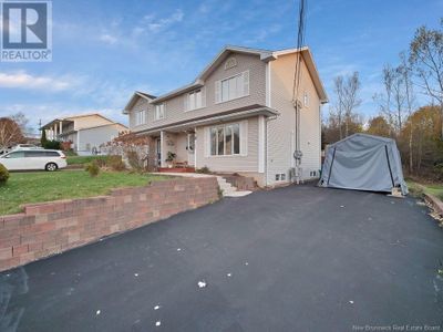 81 Amand Cres, House other with 3 bedrooms, 2 bathrooms and null parking in Dieppe NB | Image 3