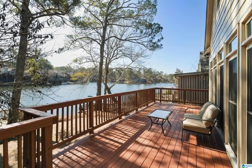 4633 S Lakeridge Dr, HOOVER, AL, 35244-3285 | Card Image