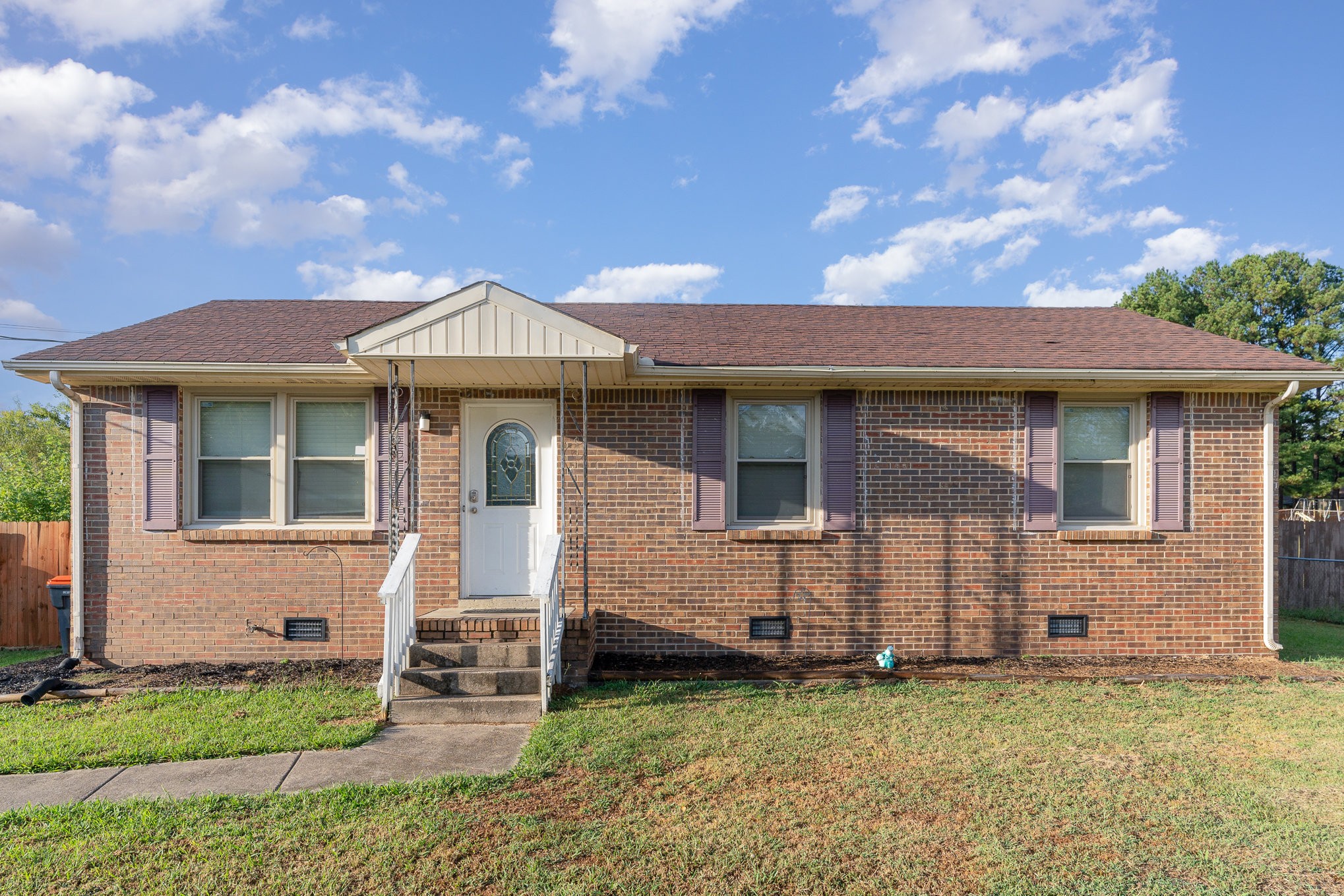 Janie Ln, Clarksville, TN 37042