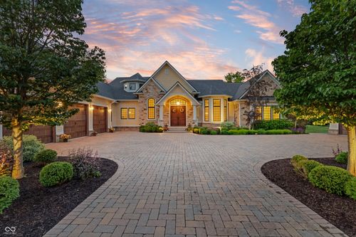 860 Chatham Hills Blvd, Westfield, IN, 46074-4306 | Card Image