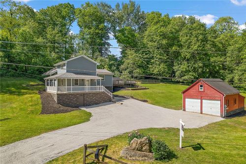 1172 Saxonburg Rd, Saxonburg, PA, 16056-8526 | Card Image
