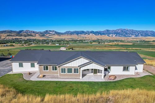 8561 S Horizon Dr, Paradise, UT, 84328 | Card Image