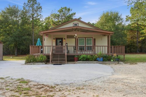 1555 Fm 247 Rd, Huntsville, TX, 77320-2106 | Card Image