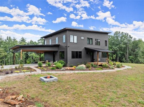 147 Jess Hunt Rd, Cleveland, GA, 30528-6273 | Card Image