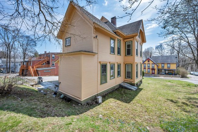 275 Prospect St, Home with 6 bedrooms, 3 bathrooms and 6 parking in Willimantic CT | Image 4