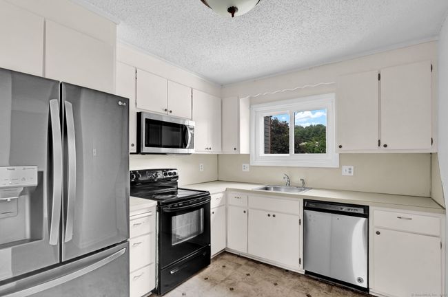 207 - 207 Summer Hill Dr, Condo with 2 bedrooms, 3 bathrooms and null parking in South Windsor CT | Image 10