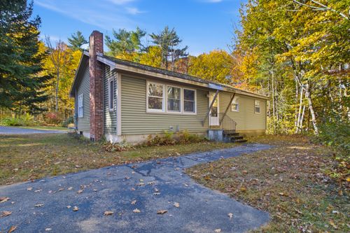 707 S Pleasant Road, Lewiston, ME, 04240 | Card Image