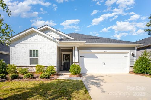 4424 Bright Rd, Charlotte, NC, 28214-2588 | Card Image