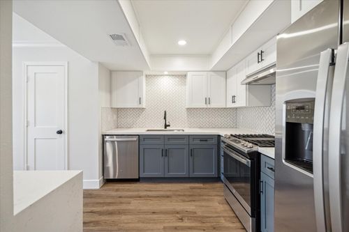 2315 Triway Ln, Houston, TX, 77043-2106 | Card Image