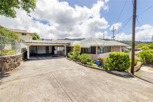 apt-a-741 Alewa Dr, Honolulu, HI, 96817-1586 | Card Image