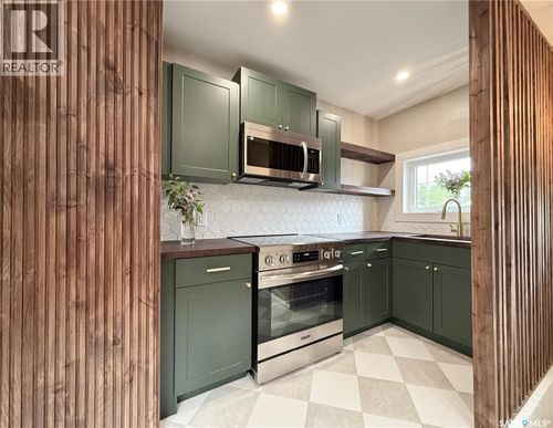 2471 Broder St, Regina, SK, S4N3T1 | Card Image