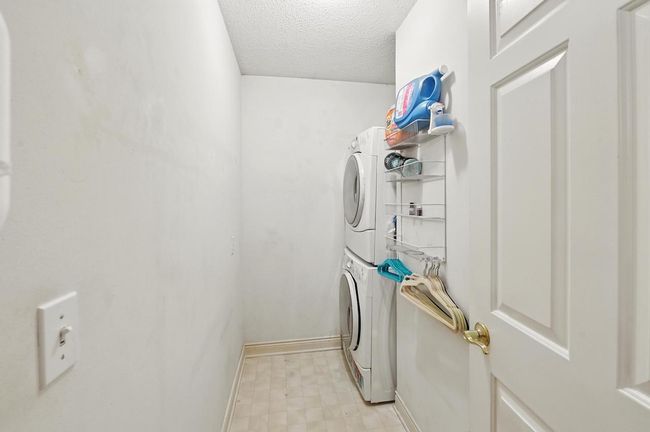 F - 584 Pewaukee Road, Condo with 2 bedrooms, 2 bathrooms and null parking in Pewaukee WI | Image 15