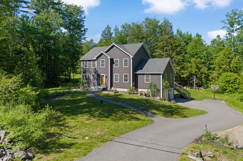 594 Kearsarge Ave, Hopkinton, NH, 03229-3228 | Card Image