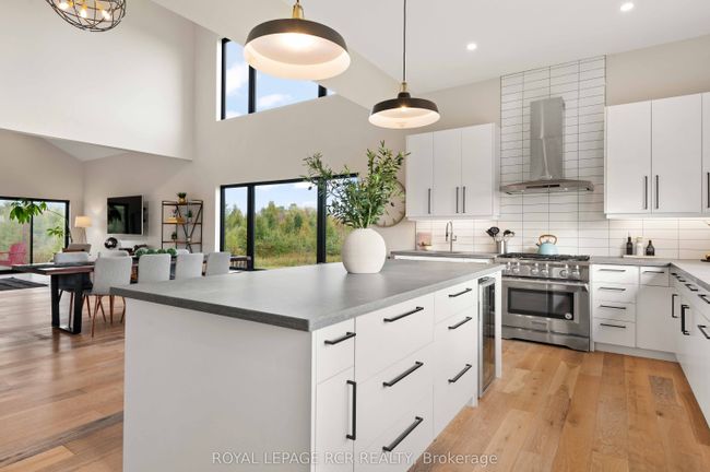 595130 Blind Line, House other with 6 bedrooms, 4 bathrooms and 20 parking in Mono ON | Image 10
