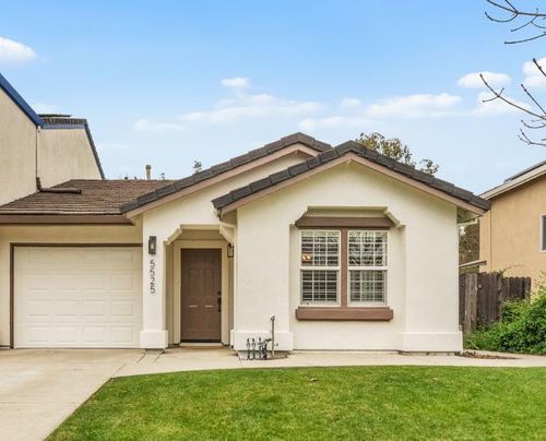 5525 Marden Street, Davis, CA, 95618 | Card Image