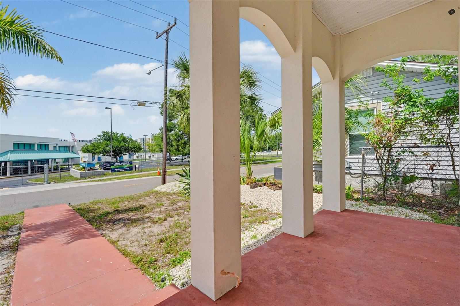 Residential in ST PETERSBURG 4