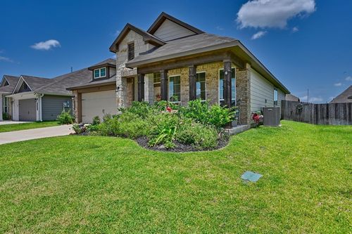 1009 Old Vine Rd, Brenham, TX, 77833-1444 | Card Image