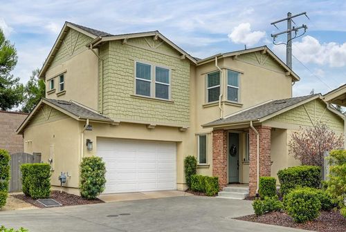 3593 Forney Way, Sacramento, CA, 95816-6577 | Card Image