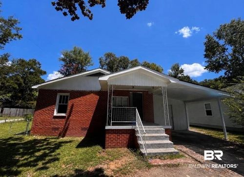 2718 S Thompson Dr, Mobile, AL, 36606-2122 | Card Image