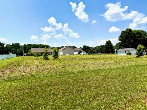 37 Old 64 Hwy, Flintville, TN, 37335-5073 | Card Image