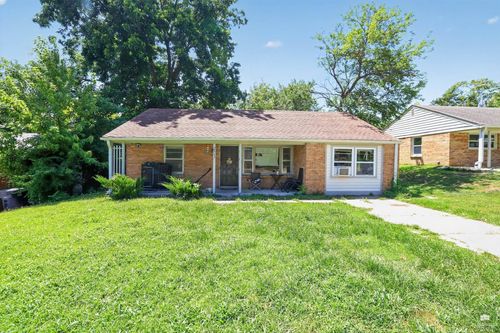 2063 Tecumseh, Manhattan, KS, 66502 | Card Image