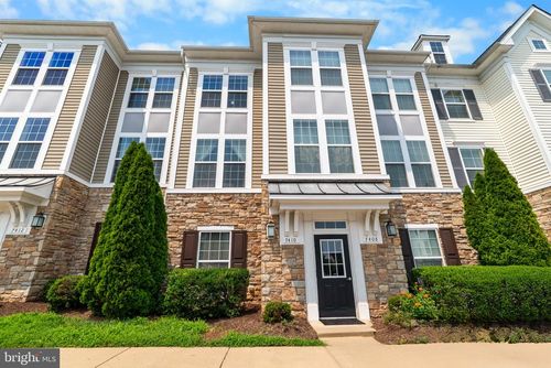 29-7410 Riding Meadow Way, MANASSAS, VA, 20111-1990 | Card Image