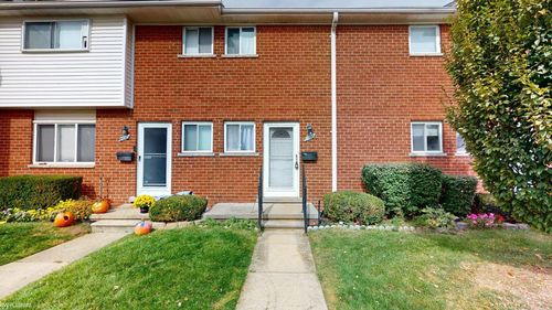 8608 Kaltz Street, Center Line, MI, 48015 | Card Image