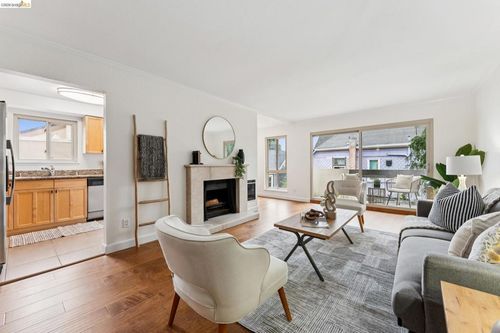 203-77 Fairmount Ave, Oakland, CA, 94611-5935 | Card Image