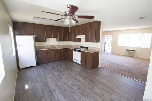 apt-i-948 E Chase Ave, El Cajon, CA, 92020-8605 | Card Image