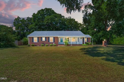 7003 Us 401 N, Fuquay Varina, NC, 27526-8094 | Card Image