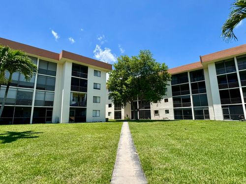 208-5981 A St, Lake Worth, FL, 33461 | Card Image